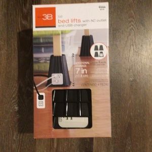 Studio 3B Bed Lifts with AC & USB charger - never opened